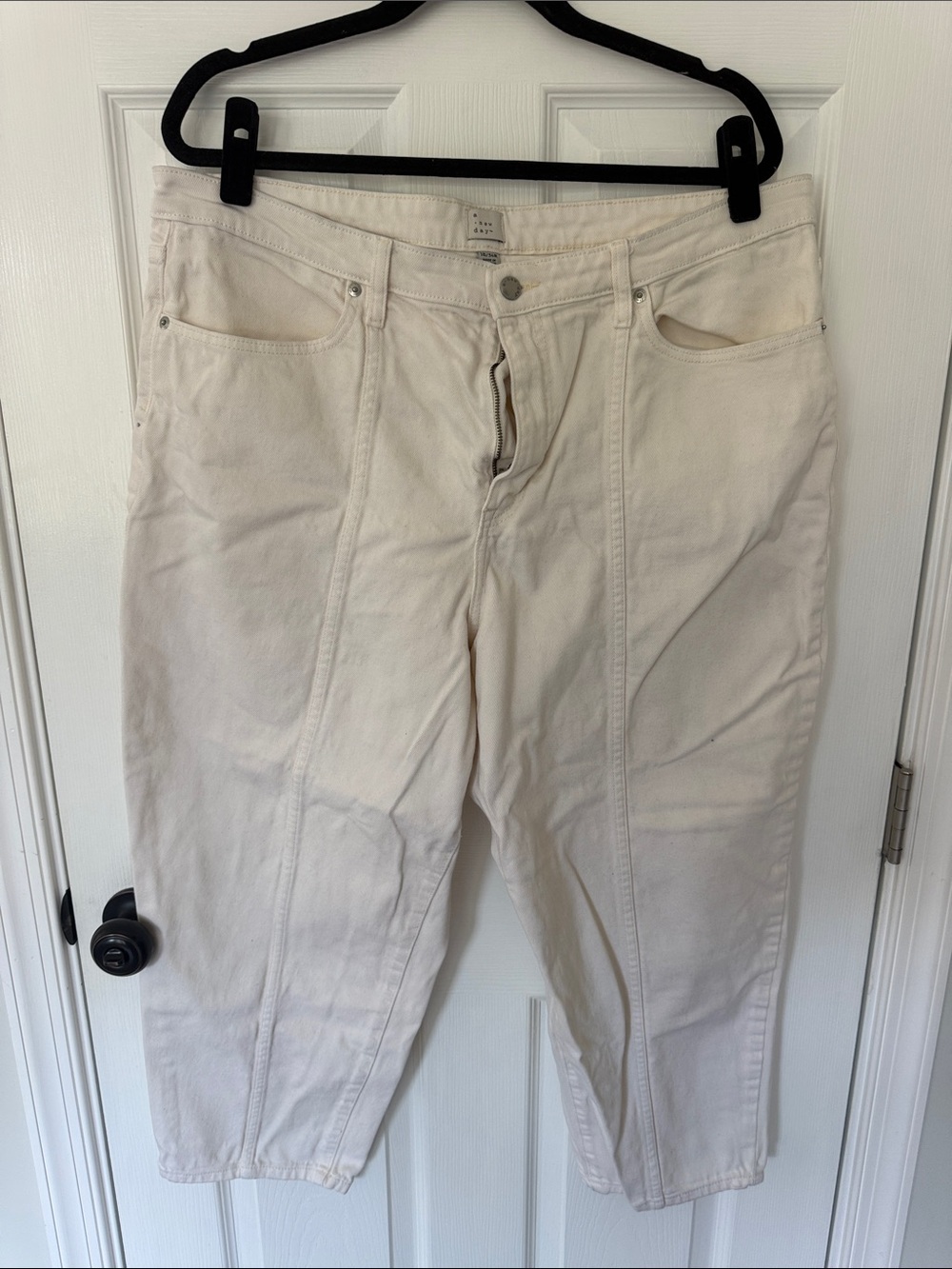 a new day Cream High-Waist Straight Leg Jeans